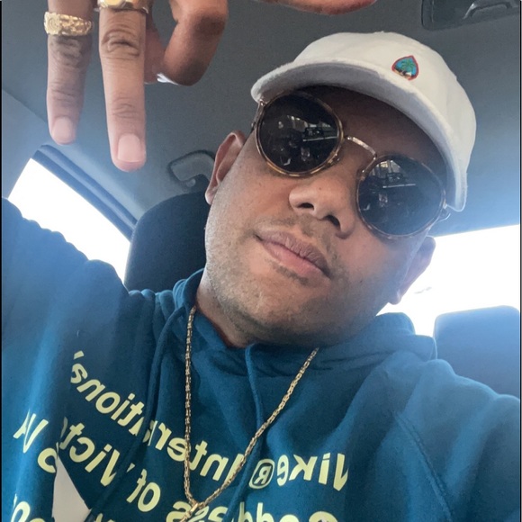 Meet your Posher, Alan - Picture 3 of 4